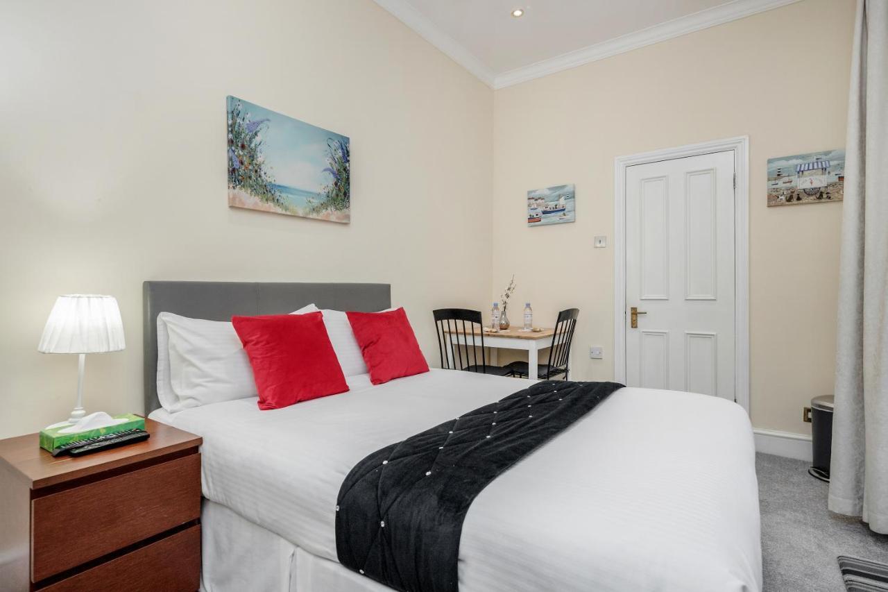 Oxford Street Homestay London Exterior foto