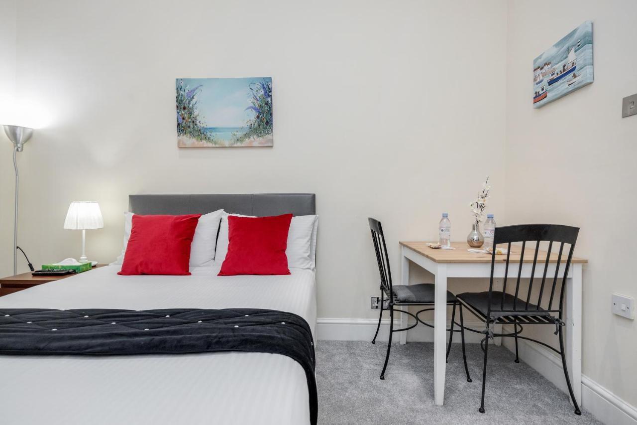 Oxford Street Homestay London Exterior foto