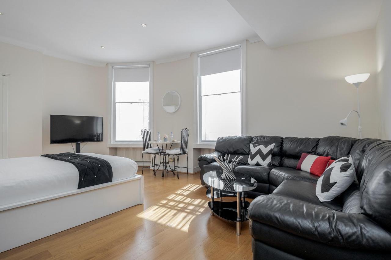 Oxford Street Homestay London Exterior foto