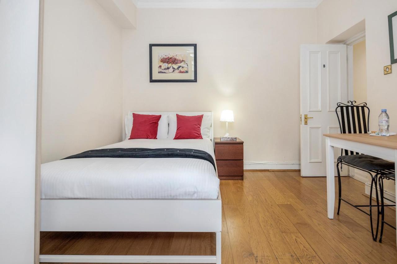 Oxford Street Homestay London Exterior foto
