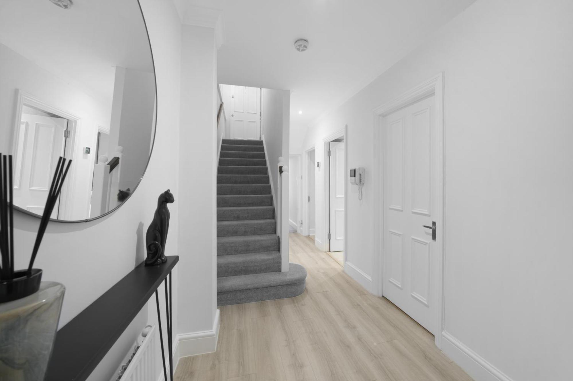 Oxford Street Homestay London Exterior foto